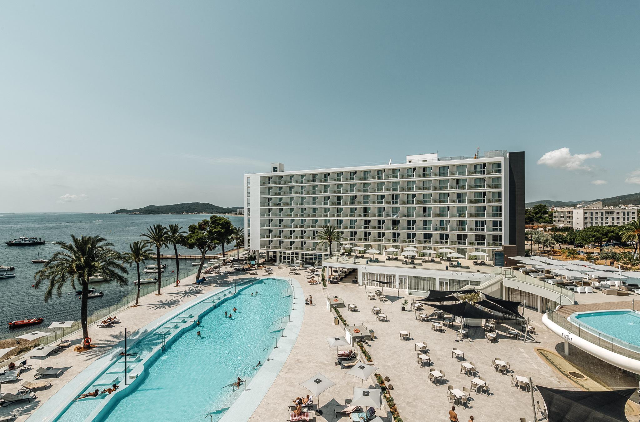 Hotel The Ibiza Twiins - 4* Sup Playa d'en Bossa Exteriér fotografie