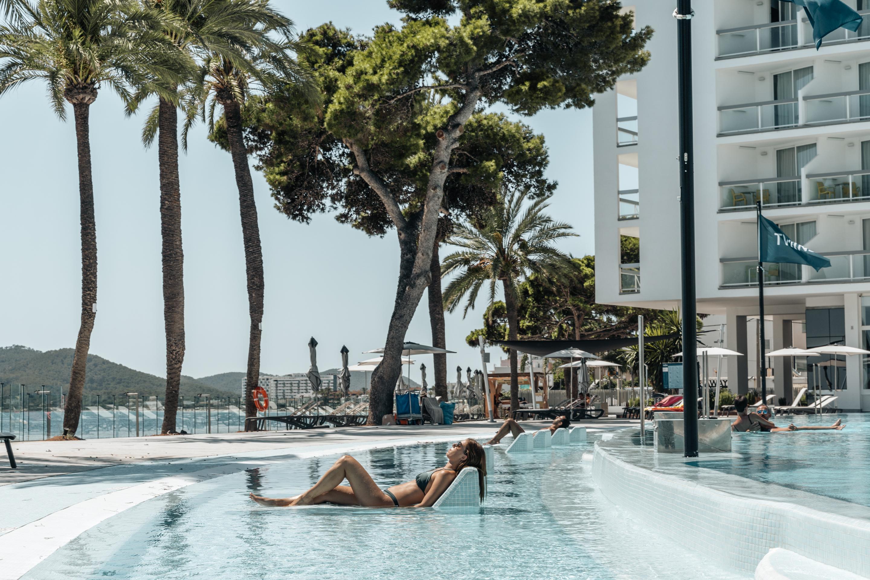 Hotel The Ibiza Twiins - 4* Sup Playa d'en Bossa Exteriér fotografie